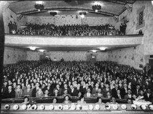 Theater audience, Plaza Theatre, Geelong, Victoria, Australia, 1920.